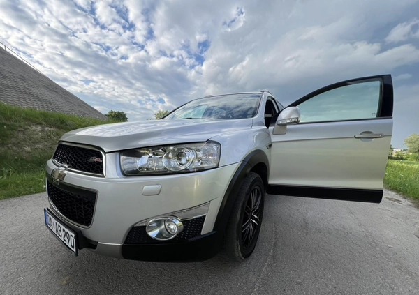 Chevrolet Captiva cena 32900 przebieg: 169000, rok produkcji 2012 z Kraśnik małe 781